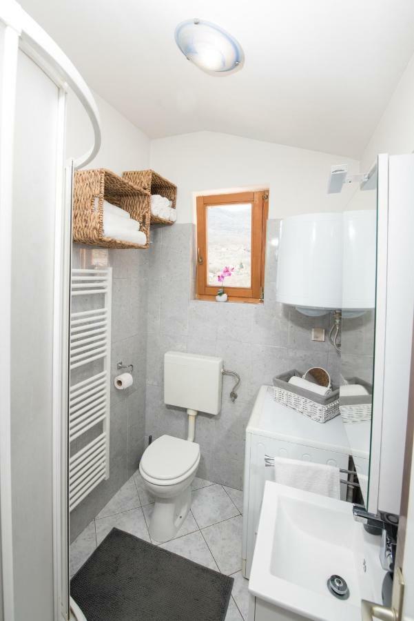 Lola Apartment Veprinac Εξωτερικό φωτογραφία